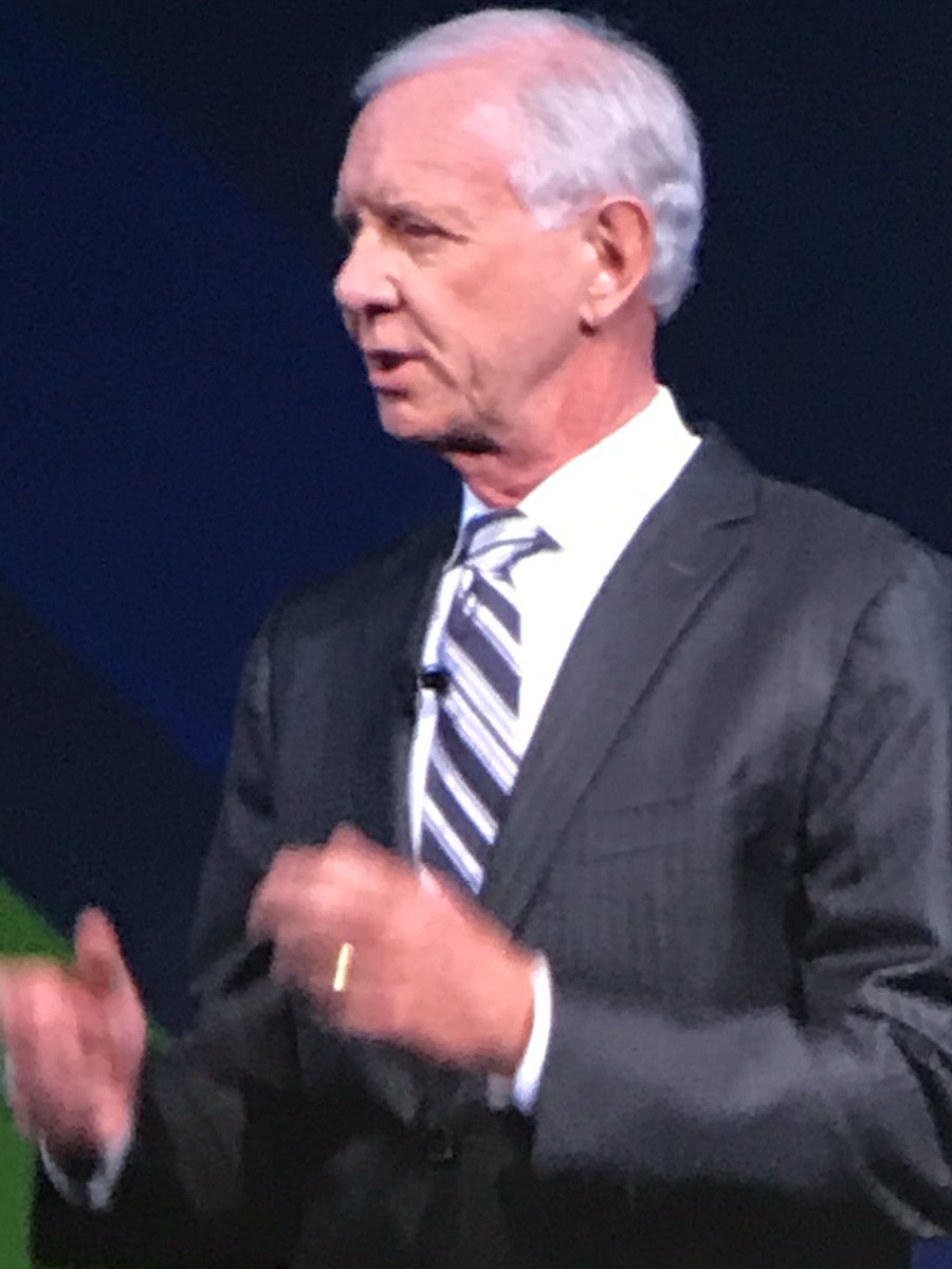 SfentonSheila's tweet photo. #mforum17 Sully speaks of prioritizing to solve the problem. Acting as a team. https://t.co/MFAfBlHLqm