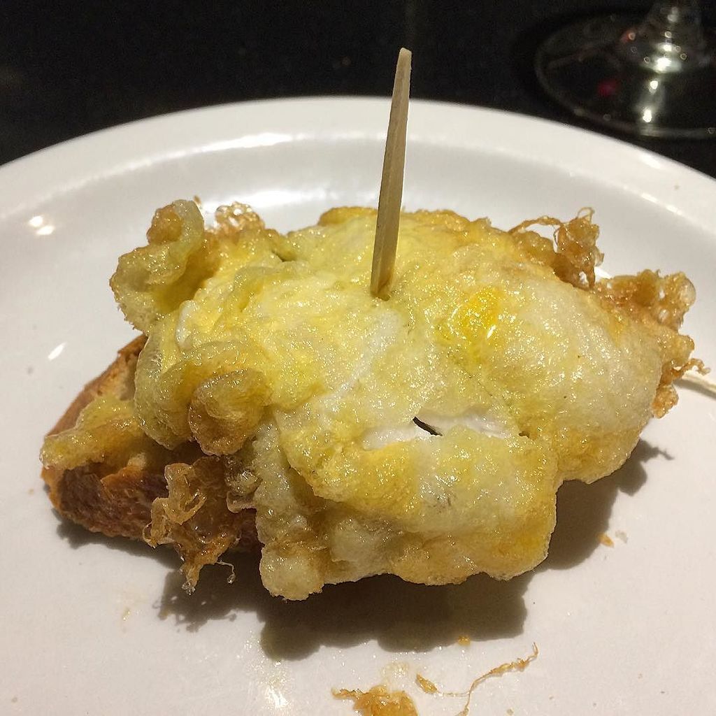 bcnbares's tweet photo. Taktika Berri #taktikaberri #bcnbares #baresbcn #bares #bar #foodie #food #comida #comerbien #bcnfoodie #foodiebcn #tapas #pinchos #tapasbc… https://t.co/c9g7PJ2vQ1