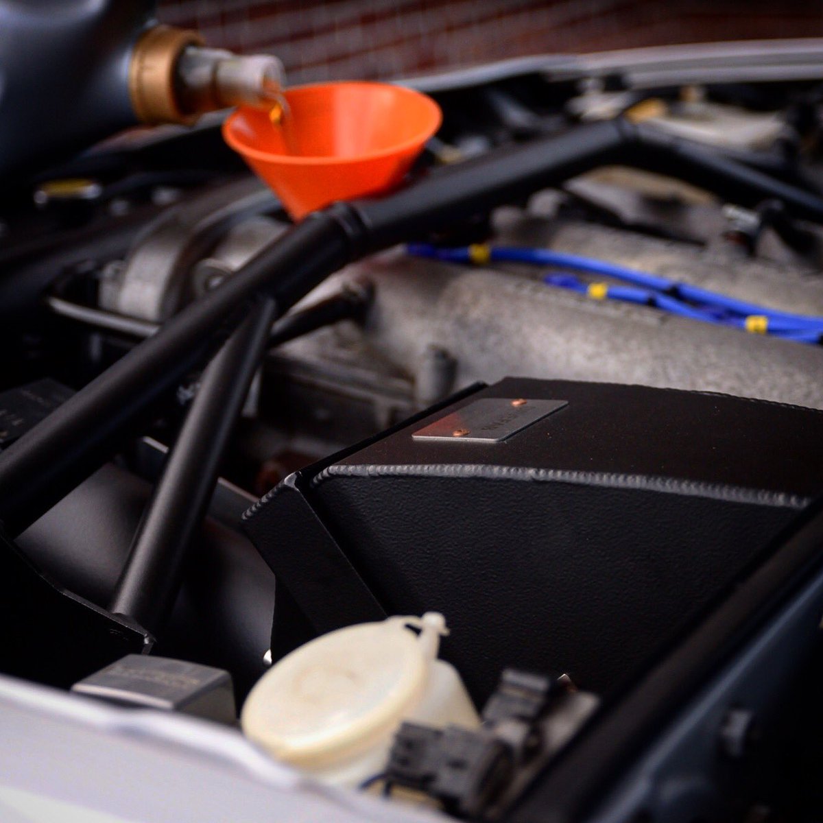 Fresh oil, we're good to go 👍 #ITGairfilters #springactionday #castlecombe #mazda #mx5 #miata #oilchange #mighty5s