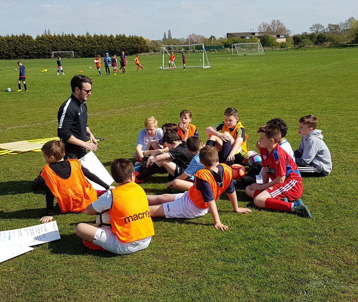 baldonsportsfc's tweet photo. @baldonsportsfc @jmalcher88 @Rb_footballA @mdfoundation2 few action pics from todays fun course #halftermmadness https://t.co/Js5Xt3tCQp