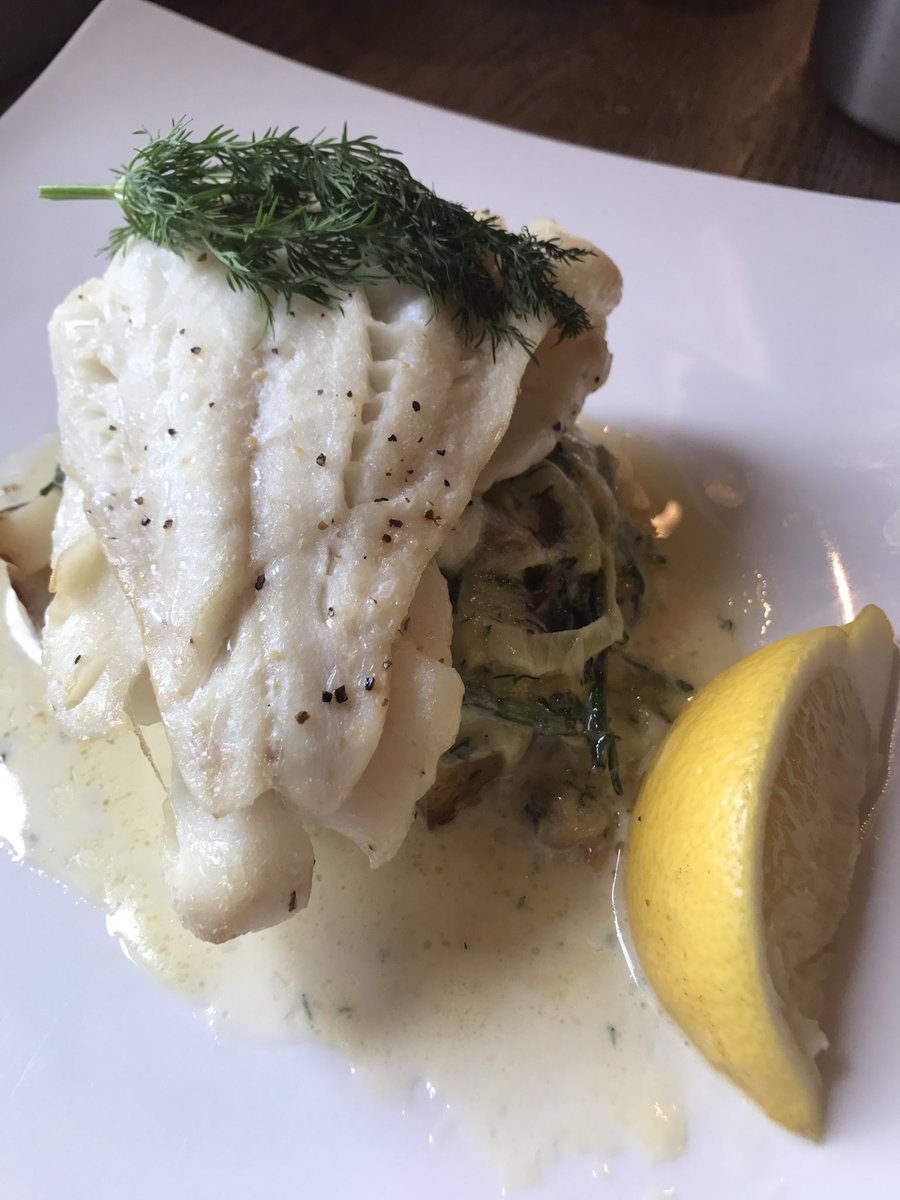 BeHerdMCR's tweet image. Let me say that #steak is 👍🏻 great you need to eat here-food is FAB. @thegreyhoundash @JWLeesBrewery #Knutsford #hale #wilmslow #Cheshire