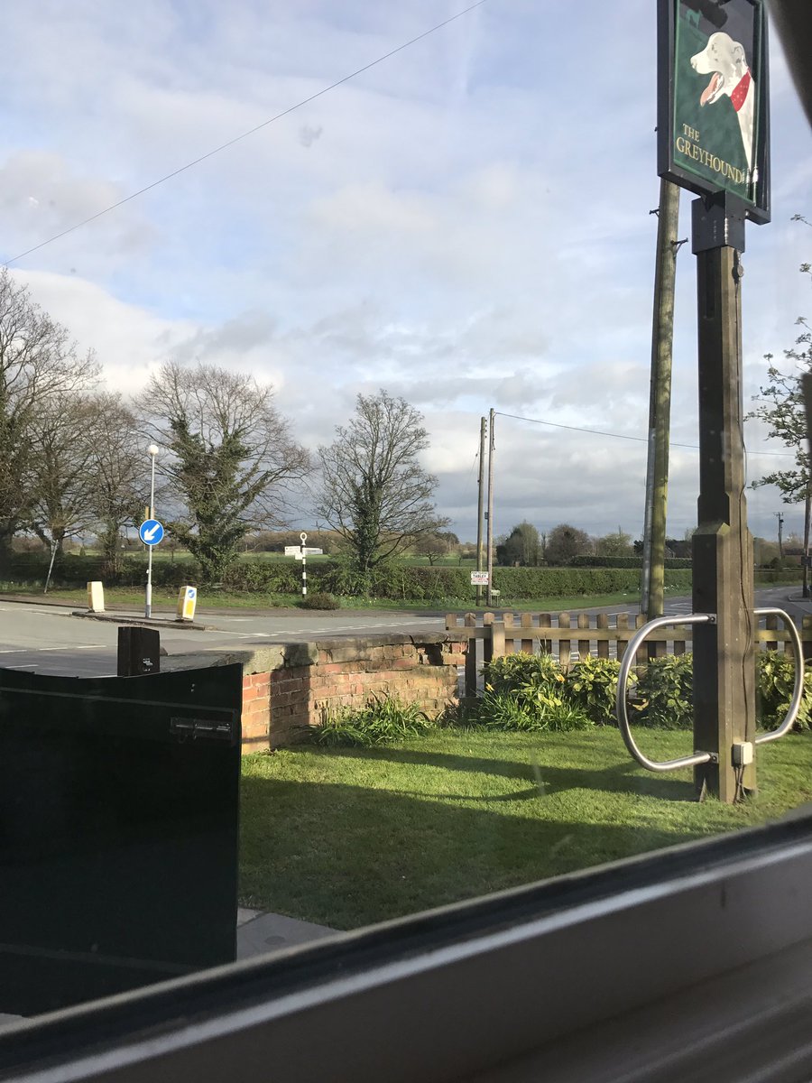 BeHerdMCR's tweet image. Just end the whole afternoon with #cheese "You Gotta Eat Here Very Soon" @thegreyhoundash @JWLeesBrewery #Cheshire #altrincham #wilmslow