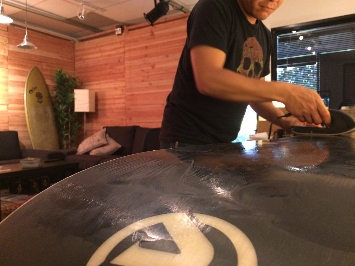 randywrites's tweet photo. Dialing in the Darwin for some powder riding. #WaxOnWaxOff @FLOWsnowboardn #FindYourFlow #FlowSnowboarding https://t.co/aZvPJZz6sX