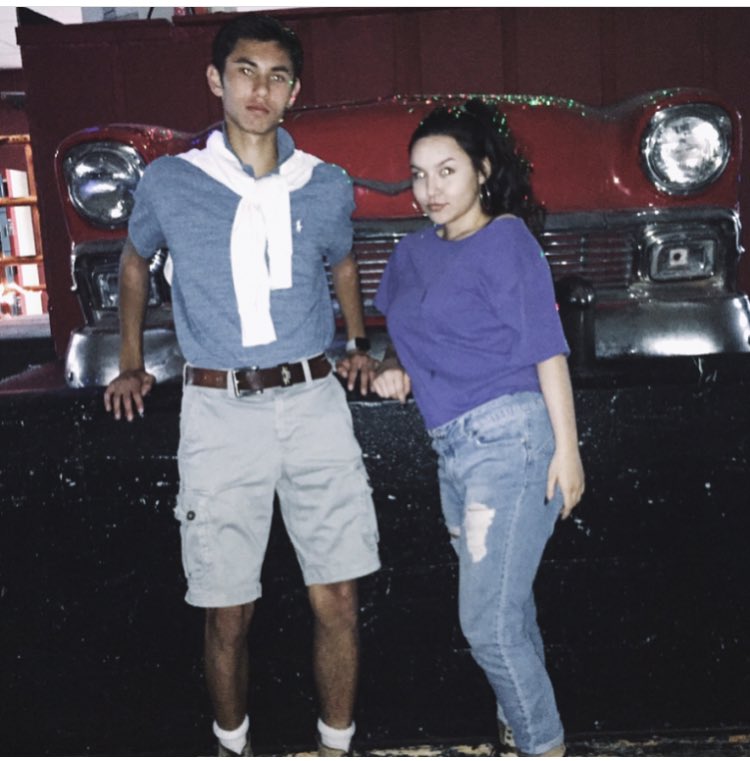 leighandraaa's tweet photo. favorite decade with my favorite friendπ #HatchWeek https://t.co/hevhasLzSz