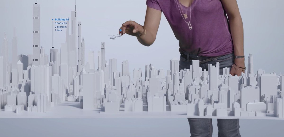 Let's gaze into the future! We gathered a panel of experts to discuss new and emerging trends in #VR for design viz autode.sk/2oaOeq7