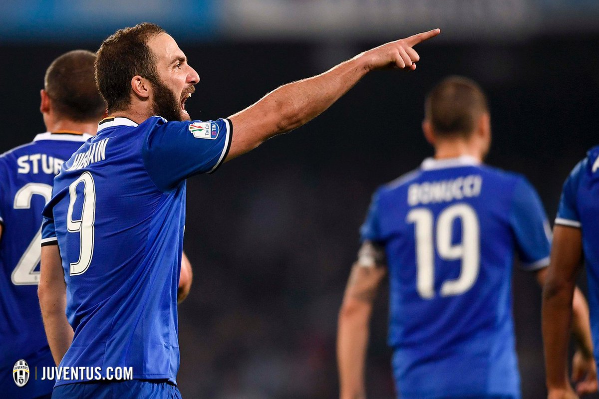Arriviamo a 1️⃣0️⃣0️⃣0️⃣ RT per <a href="/G_Higuain/">Gonzalo Higuaín</a>??? 💪💪💪

#NapoliJuve ⚪️⚫️ #TimCup #FinoAllaFine