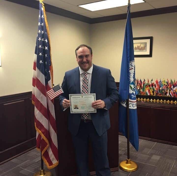 2Lengineering's tweet photo. Hooray!!! Congratulations @pwsoames on becoming a citizen of the United States! #uscitizen #congratulations #thisd… https://t.co/MICs2PtH20 https://t.co/Vqdw3IL67A