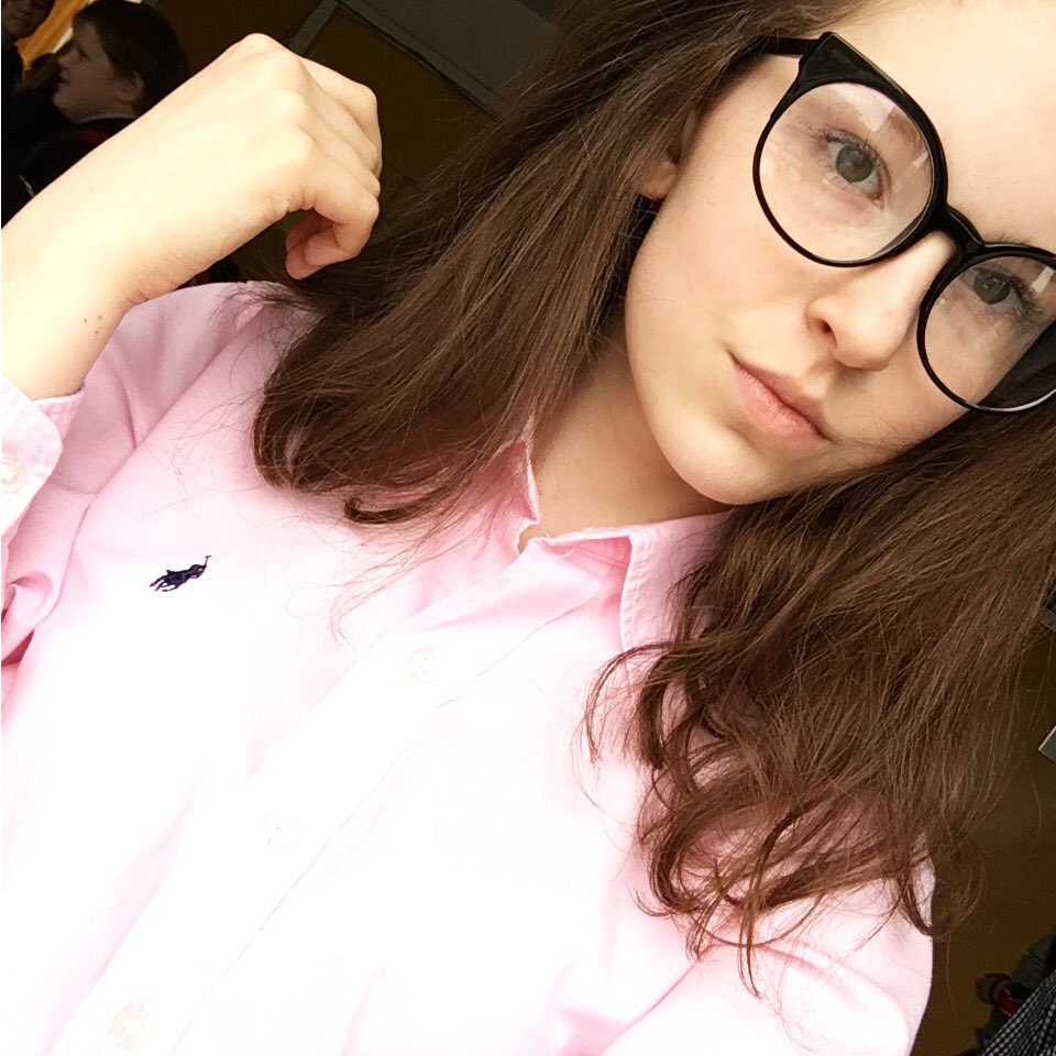 waeterty's tweet image. просто сей ми хау из ЗИС БЬЮТИФУЛ ЧАЙЛД выросло ЗИС АГЛИ ЧМО 
••••••
#ЛøндøнскийЧайФолловитРулета #ДжулиеФолловитФандомных