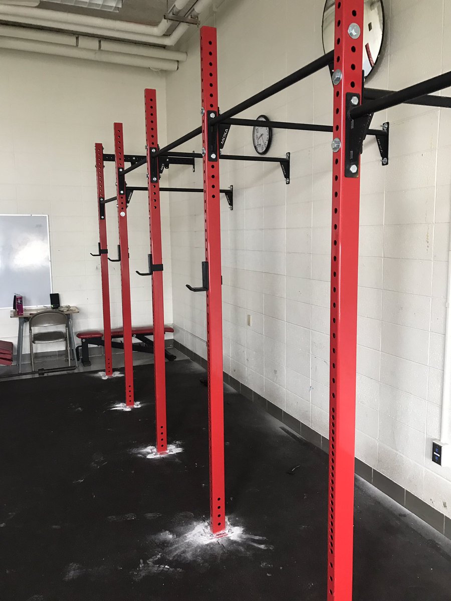 FalconsGlendale's tweet photo. Phase 1 of new Cross Fit weight room is complete! Adds Versatile training options. Thank you GHS boosters!
#shebelieves #axomperformance https://t.co/QD77skZ5OP