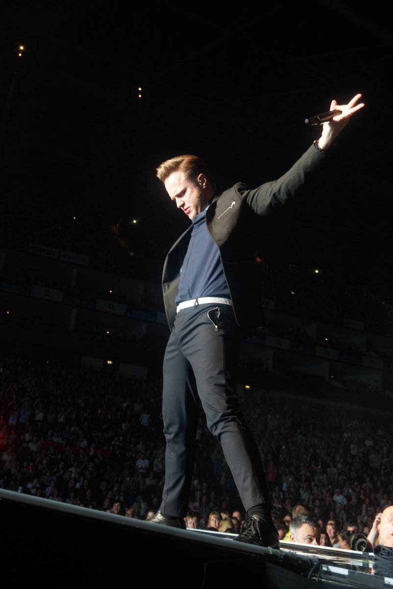 laurenh0404's tweet photo. @ollyofficial #GoodbyeTourBulge see you in the summer 😜 https://t.co/ptMmIS218w