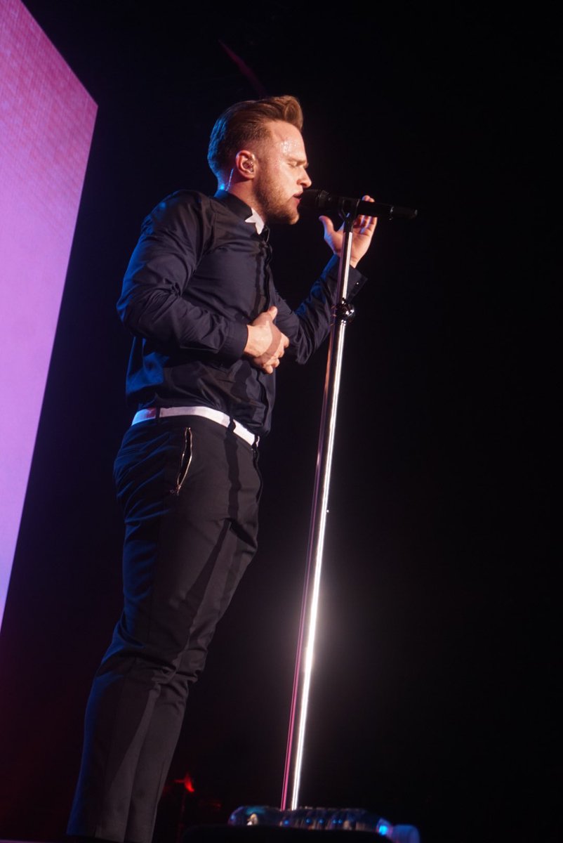 laurenh0404's tweet photo. @ollyofficial #GoodbyeTourBulge see you in the summer 😜 https://t.co/ptMmIS218w