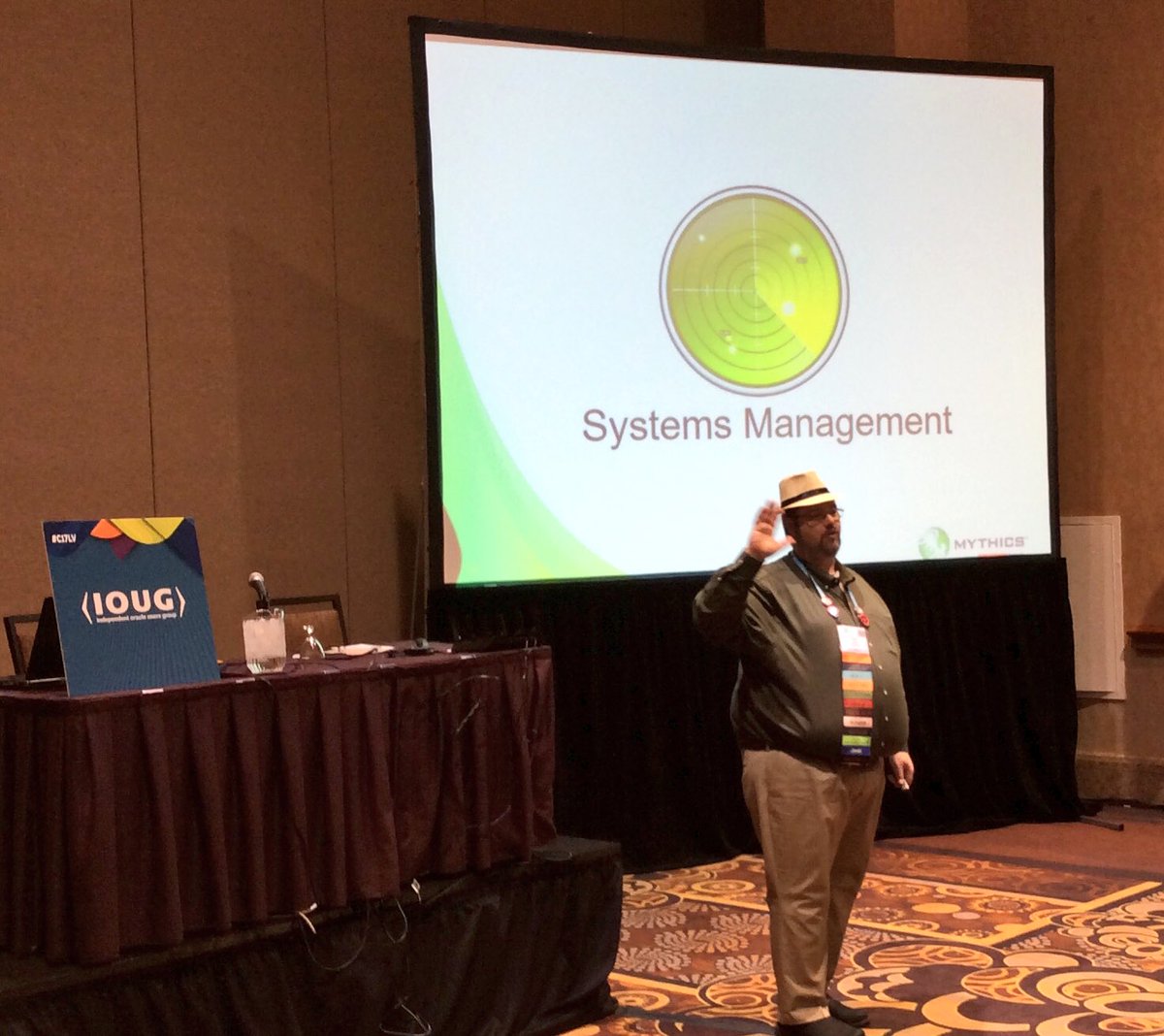 lemmes's tweet image. How do you monitor applications on #cloud and on premise - #oraclemgmtcloud hands on lab underway by @Erik_Benner @Mythics #C17LV