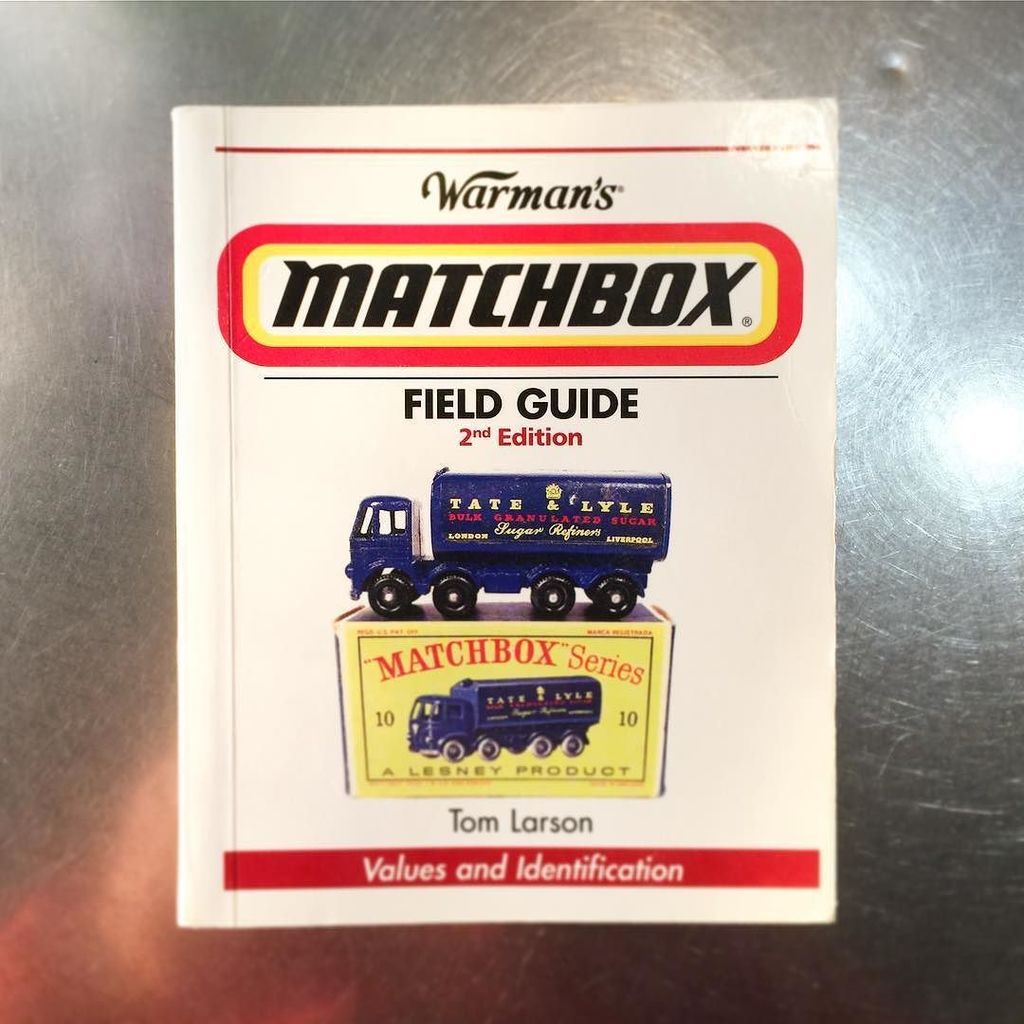 451books マッチボックスというと マッチ 箱 を連想してしまいますが イギリスのミニカーブランド Matchbox のコンプリートブック 1950年代から00年代まで 外箱 評価なども掲載されていて 眺めているだけで楽しくなってしまいま T Co 451books マッチボックスというと マッチ 箱 を連想してしまいますが イギリスのミニカーブランド Matchbox のコンプリートブック 1950年代から00年代まで 外箱 評価なども掲載されていて 眺めているだけで楽しくなってしまいま T Co
