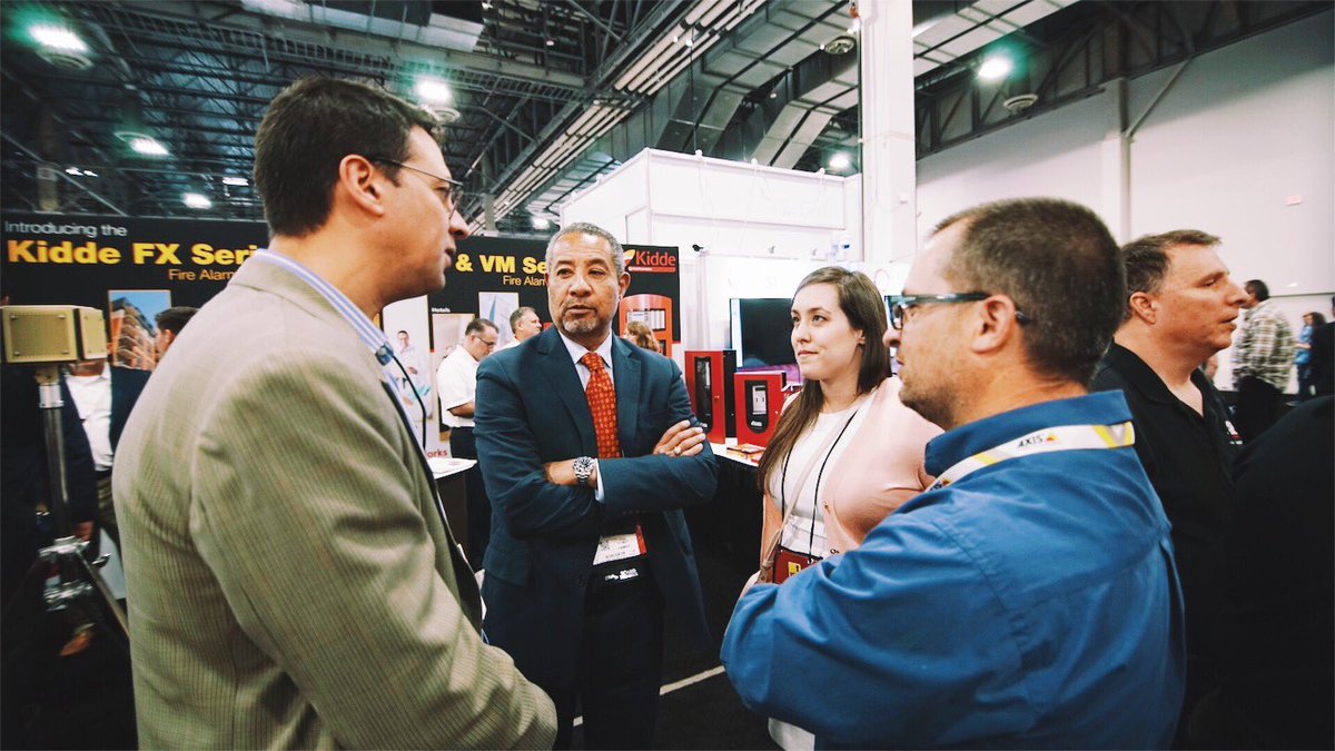 Microsoft_GS's tweet image. Microsoft CSO @MikeHowardMSGS, Sr. Director @Brian_Tuskan, @idvsolutions GM Ian Clemens and @Everbridge CTO @ImadMouline at #ISCW17