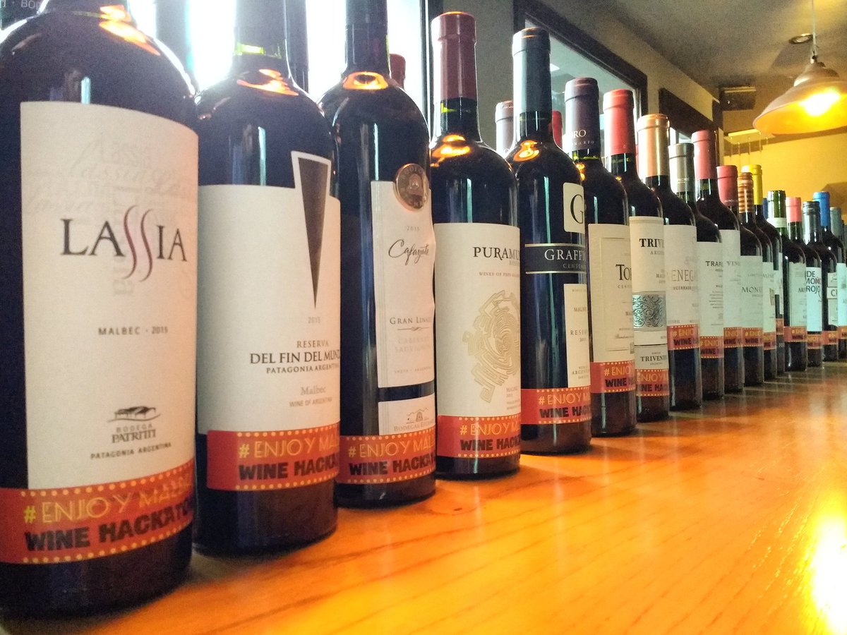 BuenosBaresARG's tweet photo. Estamos en @trovabarok para un día más del @EnjoyMalbec @WineHackaton #EnjoyMalbec https://t.co/Rqvj2bzdfN