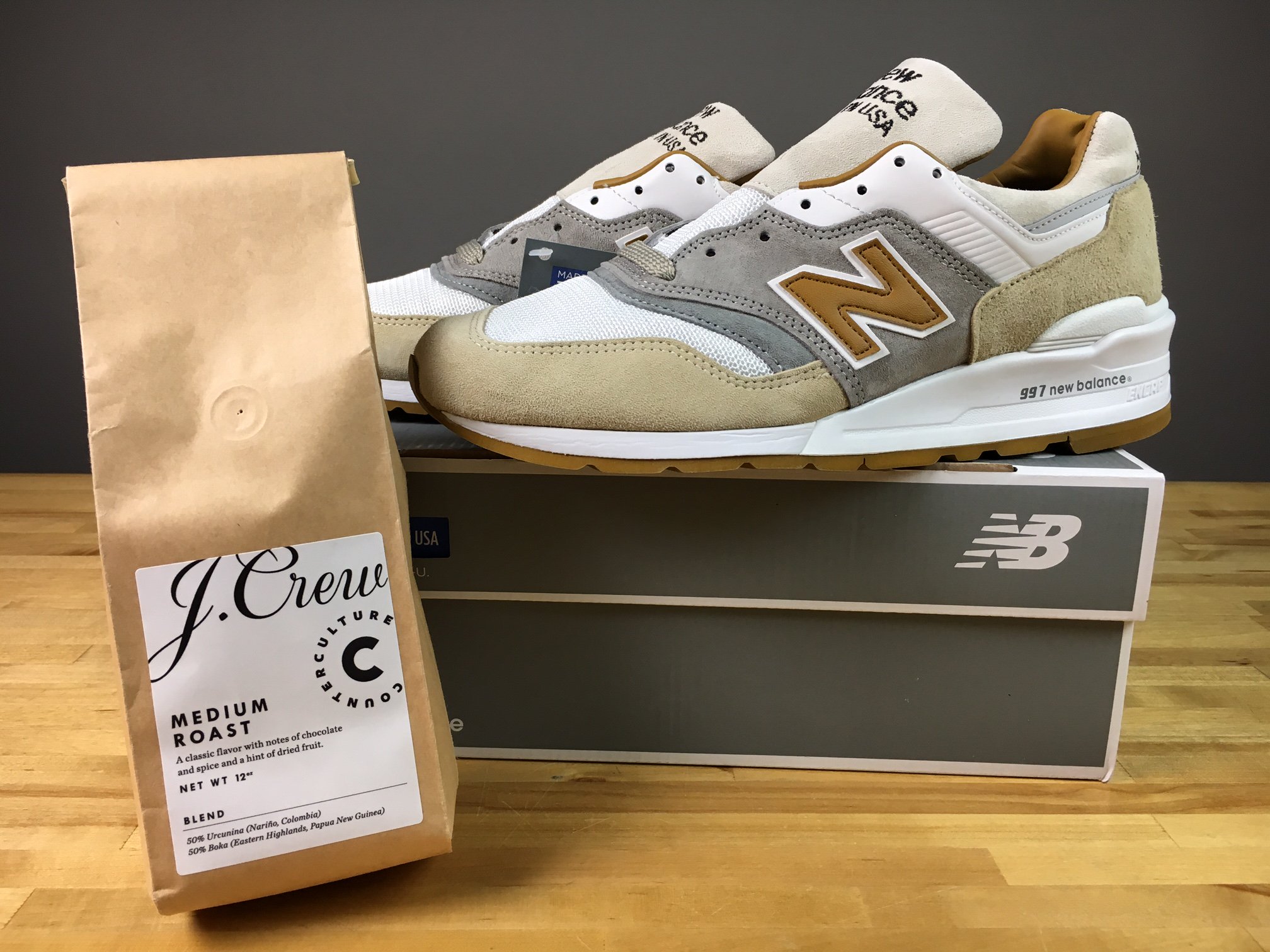 Sneaker News en X We re brewing up our Facebook Live giveaway this week the J.Crew x New Balance 997 Cortado Watch to win https t m0CZrh5l18 https t o2ZXiE2cyH X