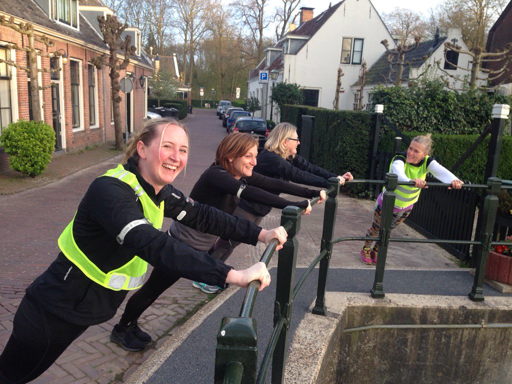 Hardloopgroep <a href="/Loenenadvecht/">Loenen aan de Vecht</a> Wil jij ook onder begeleiding van een hardlooptrainer doen? Info@mindstepslifestyle.nl
