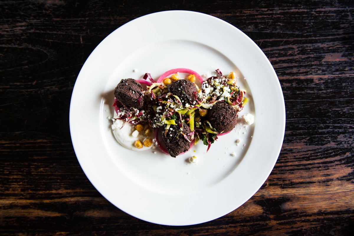 Cicchetti_121's tweet photo. Say hello to our latest entree for @SeattleRW: Spiced Falafel, chickpeas, tahini, pickled onions, feta, radicchio &amp; zhoung vinaigrette. https://t.co/PdzkWT4UbG