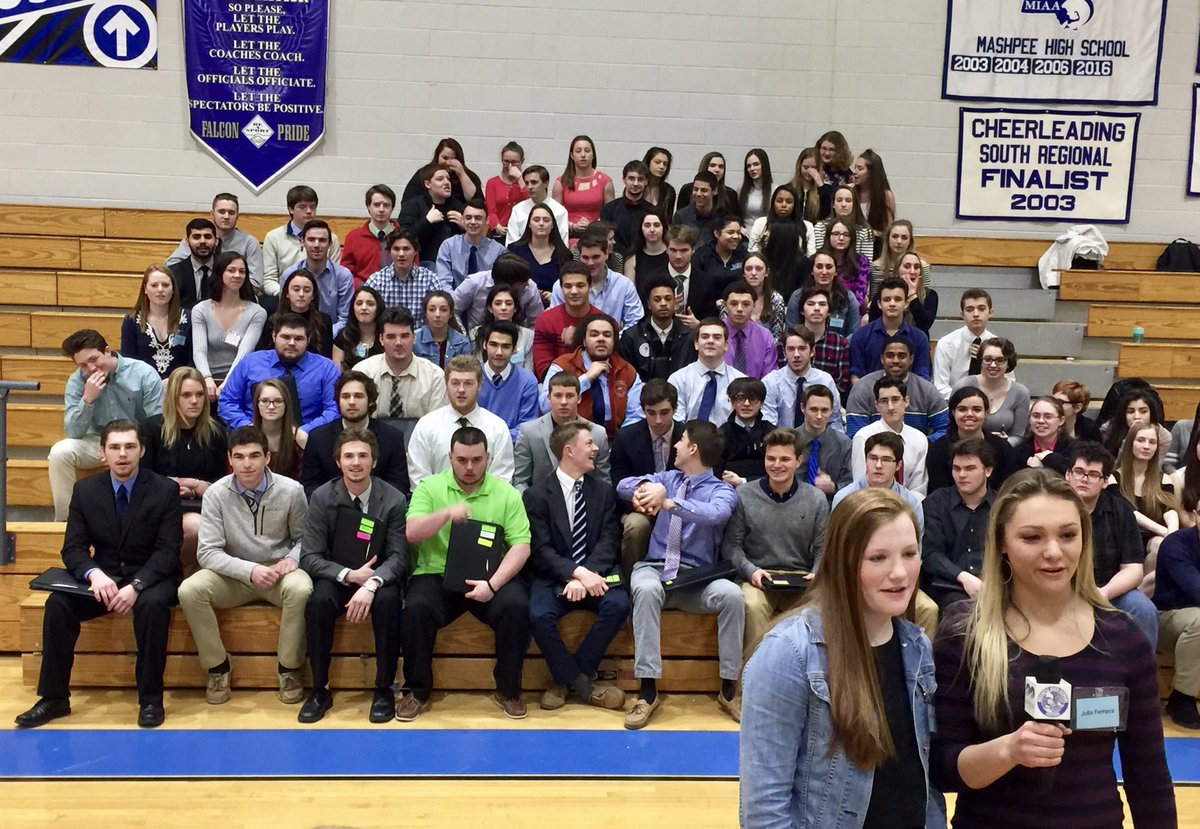 MHSGuidance1's tweet photo. Class of 2017! Thank you for engagement, enthusiasm & focus @ Credit for Life #Mashpee #CapeCod5 #FashionableFalcons https://t.co/XkzBzkh5b9