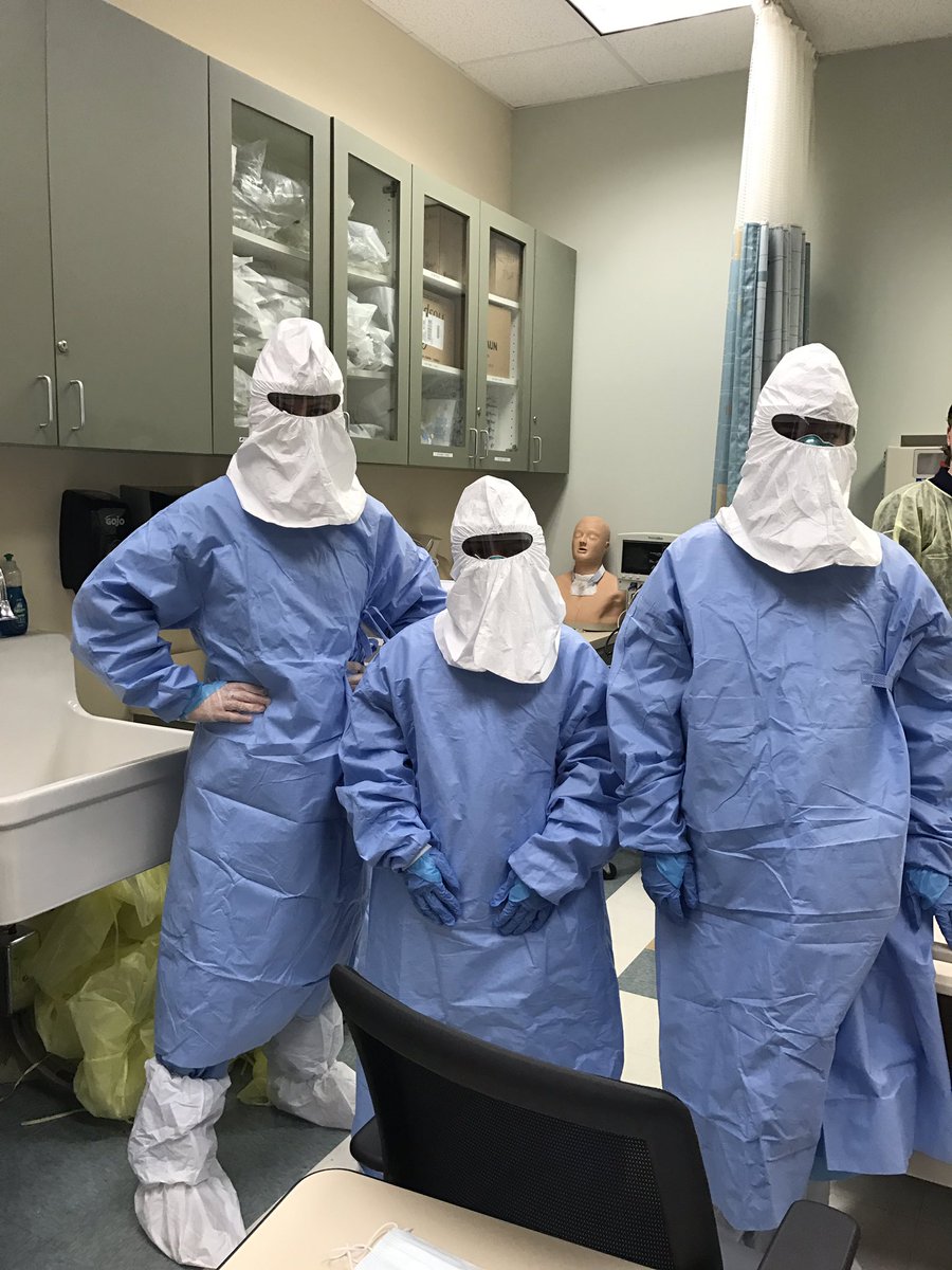 FhhsMedical's tweet photo. Medical Academy students @PBASailfish Nursing School simulation lab! @FHH_FalconFury https://t.co/DgFnugyj9T