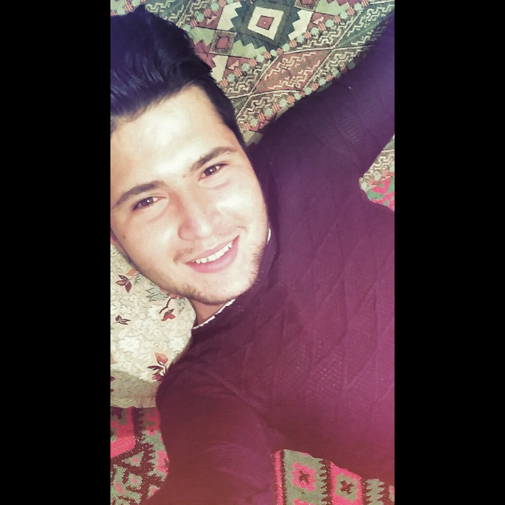 Secdelerdeymiş aşk Bulmak alnıma düştü...