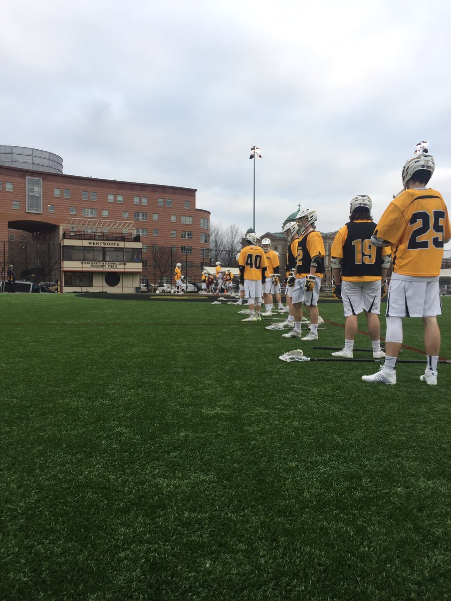CNE_Sports's tweet photo. Game day here on sweeney field at WIT #blackandgold #rollleps #CCCgameday https://t.co/g7YxxuZmJa