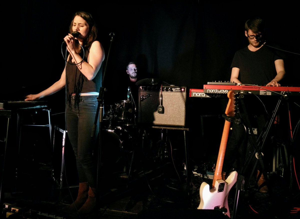 TinyNat's tweet photo. - #gig15 - You could say that tonight's @shadowlarkmusic gig went with a snap, crackle and pop! Welcome back Ellen, Chris & James. x https://t.co/TCVEPqJbTB