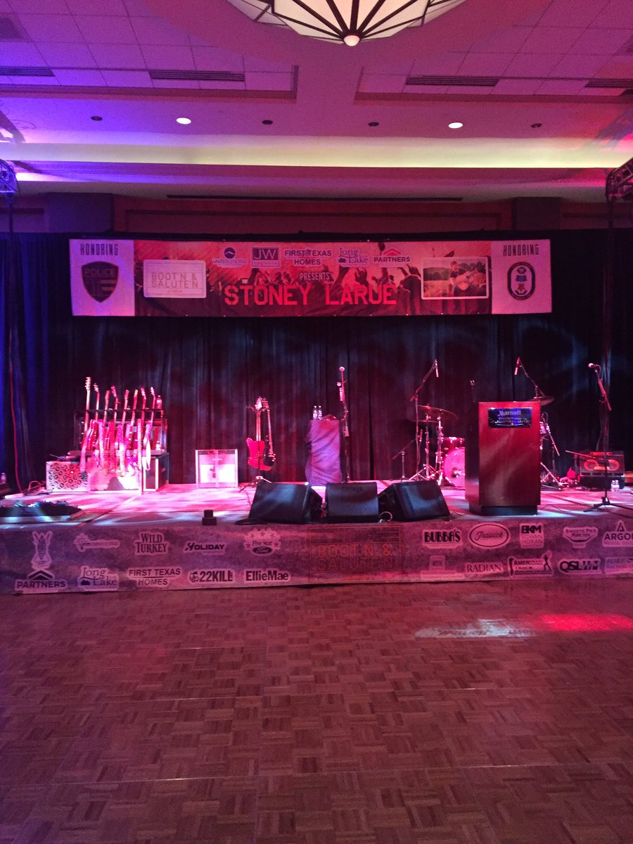 Brain_Treatment's tweet photo. Stage is ready for our hosts & @stoneylarue #bootshoot #BTF #BrainHealth #GBHC https://t.co/W06oT6fVmi