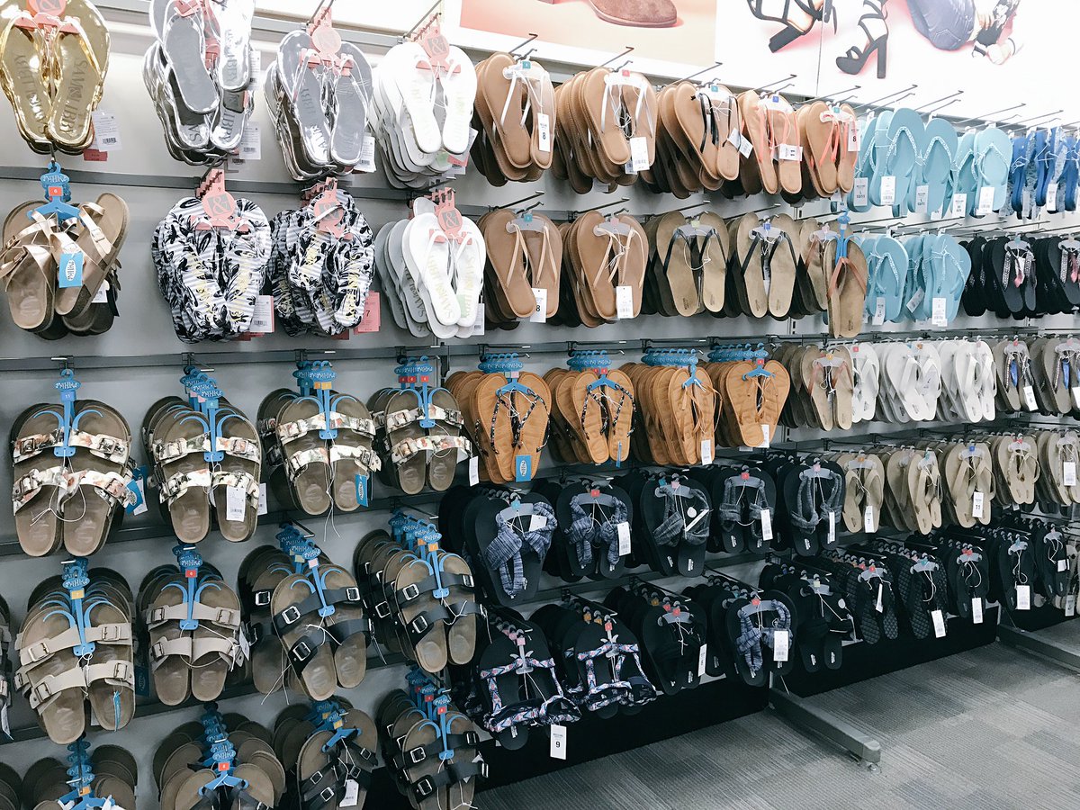 Feeling SO good about my shoes zone! 🙌🏽 Looking sharp here at #1265 for our BOGO 50% off shoes for the family! #nailedit #shoes #vml 🎯🤑