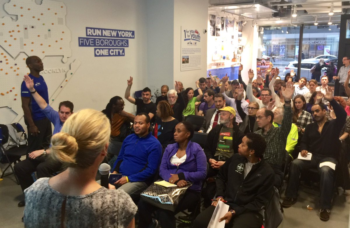 MikeRunsNY's tweet photo. Standing room only at @nyrr's #ClubCouncil mtg at #nyrrRunCenter ft @newbalance #RunHub. All clubs welcome! Next mtg 6/14 630PM location TBD https://t.co/jjgtc5PKyA
