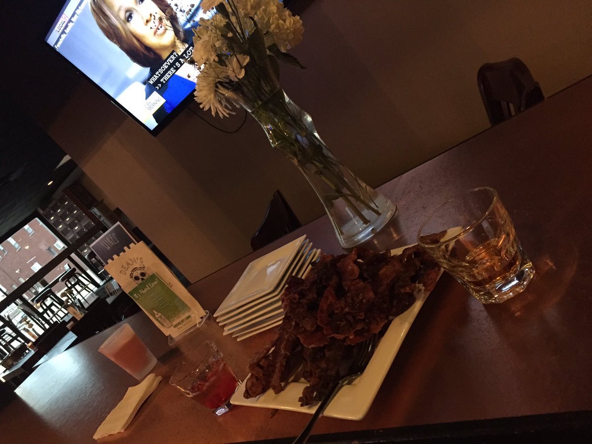 51bourbon's tweet photo. Wednesday Straight Up @deanshv - the bacon is amazing! Great bourbon selection! https://t.co/Gp1uayYuod