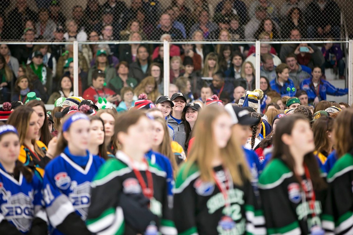 susanjoycephoto's tweet photo. oh, look! In a sea of girl hockey players.... we find a few of our 16u Knights standing out! ;) #rollchev #nattys17 https://t.co/P9I2EMZNQv
