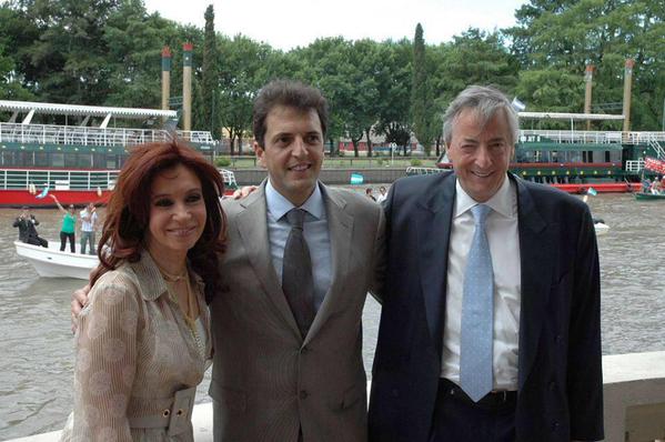 FerIglesias's tweet photo. Hola. Soy @SergioMassa El macrismo es lo mismo que el kirchnerismo https://t.co/iDW7HpDVhg