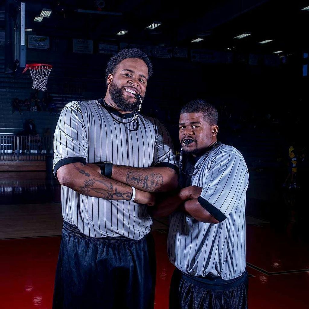 EleateSports's tweet photo. S/O to the #DynamicDuo behind the whistle - Big Bryan & A1! ๐ @5ft23inches_rip & @_planethollywood .
.
#EleateSpringLeague Action ๐ท @kyoshiโฆ https://t.co/A07znntuVl