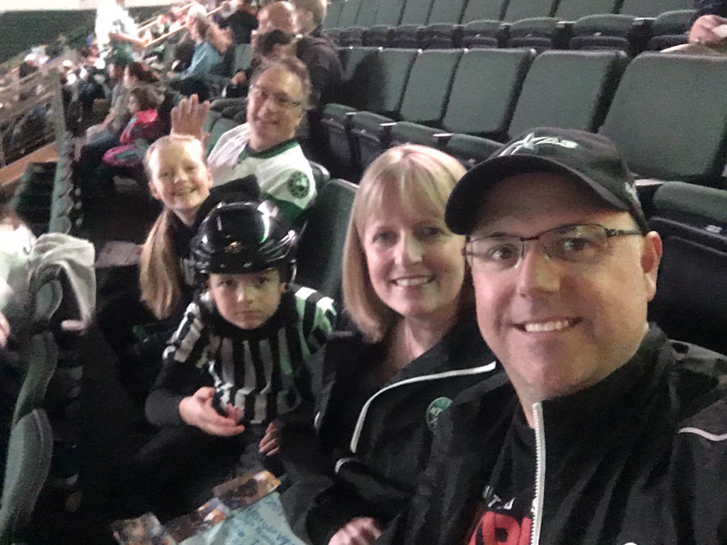 JoeyVaughan77's tweet photo. Sad to see this season coming to an end... Section 119K 14-17 is rooting for our Stars!  #OasisTYS https://t.co/7bBL2043Zg