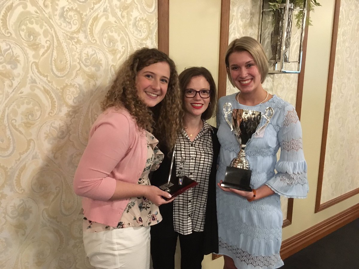 AC_COREDept's tweet photo. Star Light Writing Award winner Lily Brueckman and Williams Cup winner Haley Petrowski with faculty mentor @drkaplan_core. Congrats! https://t.co/8HJRVBHgn3