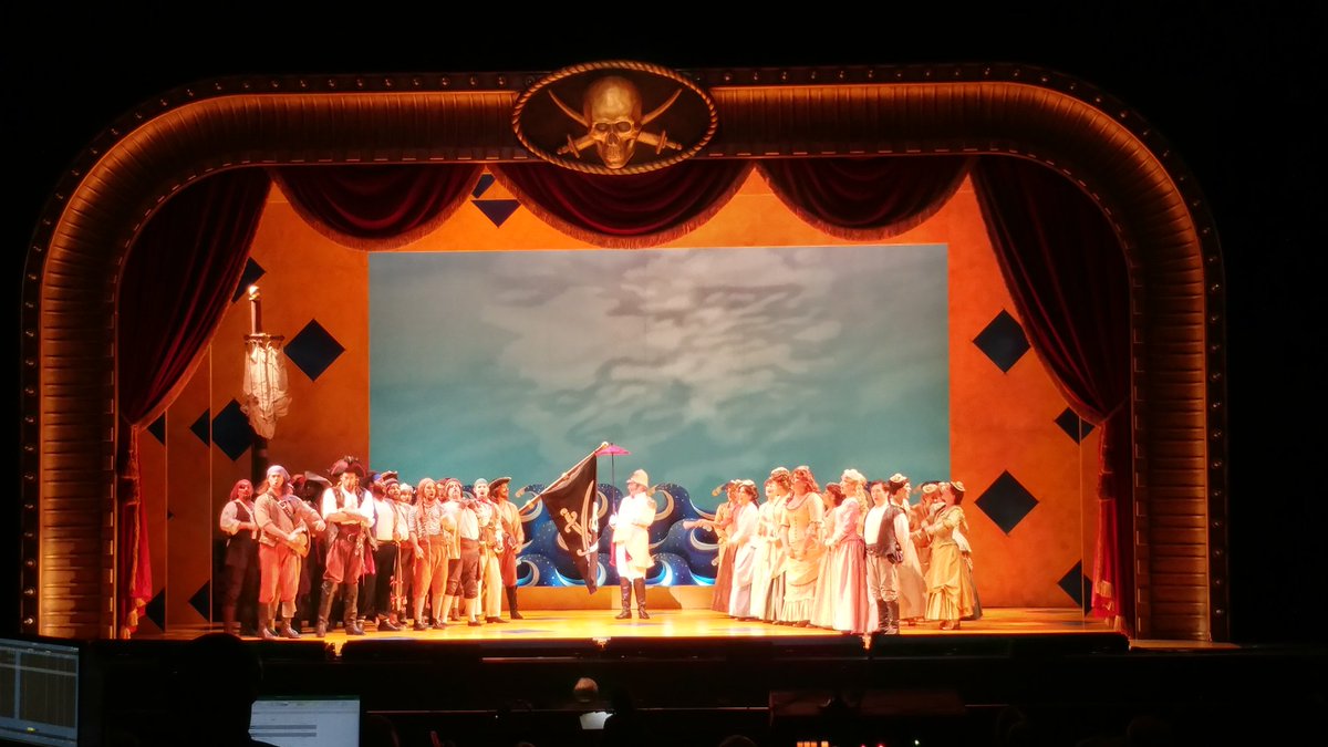 yajaira74's tweet photo. He is the very model of a modern major general @pbopera #PiratesofPenzance #pbopera https://t.co/BG0ZBqZrep