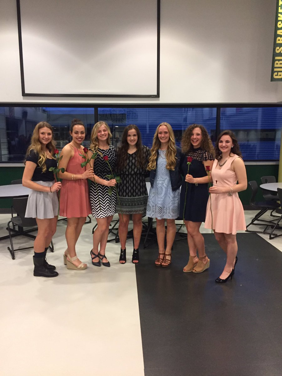 gohsvolleyball's tweet photo. @gohsvolleyball is proud of the hard work in the classroom as well as on the court. #NHSmembers https://t.co/NeyKirpA1k
