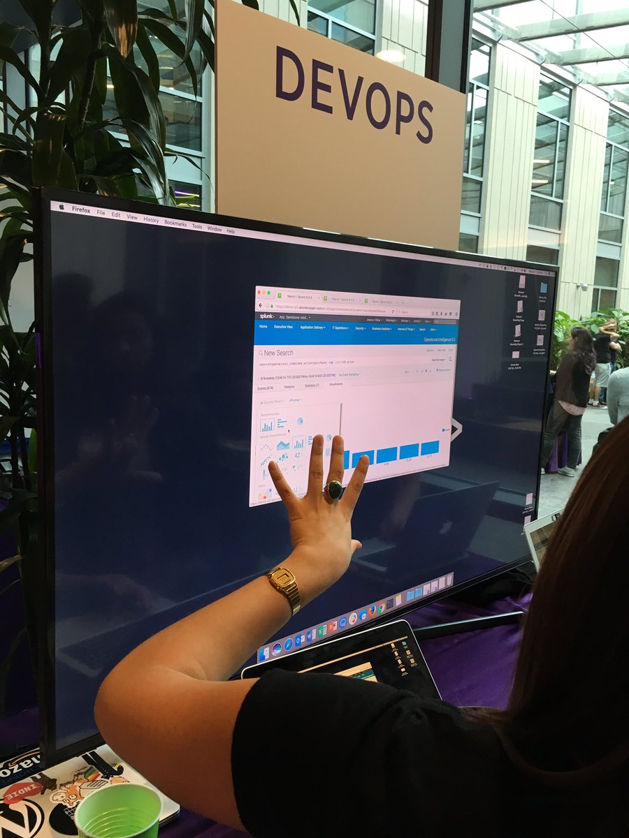 GirlGeekX's tweet image. Building dashboards for real time information in production using @splunk #SplunkGirlGeekDinner