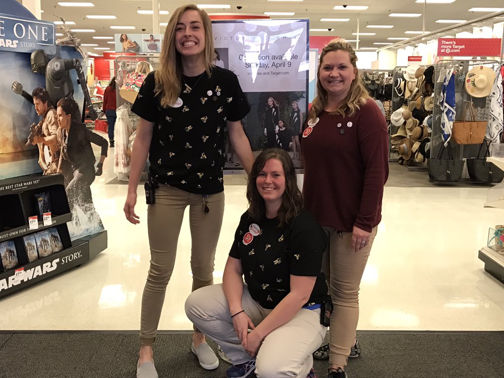 stephydoodle's tweet photo. T86 representing Victoria Beckham!!! #VBxTarget https://t.co/V86FGQGbSW