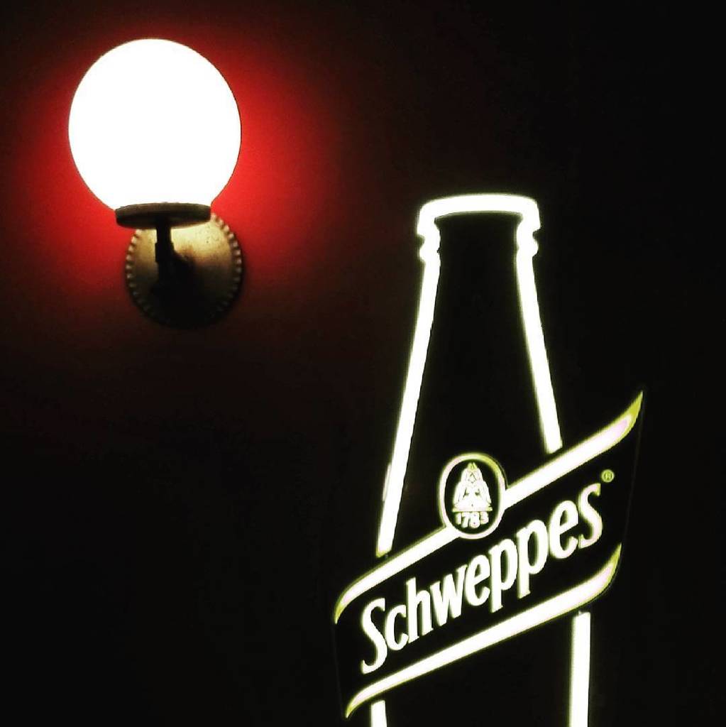 "Paparapapapa con Luces de Neón" #vintagehunter #prettythinghshunter #tw