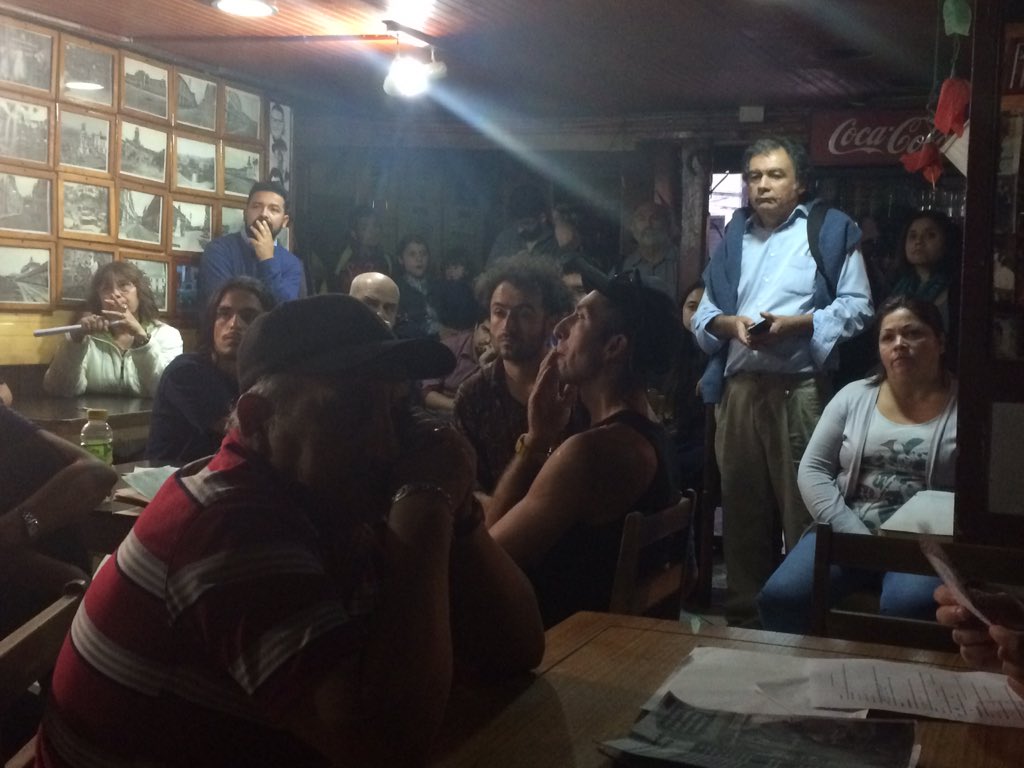 Pilarparavalpo's tweet photo. En el #Liberty grandes sueños en la primera reunión de vecinos más de 60 personas dispuestas a conformar movimiento barrial #BarrioPuerto https://t.co/KK3D0Gfrw8