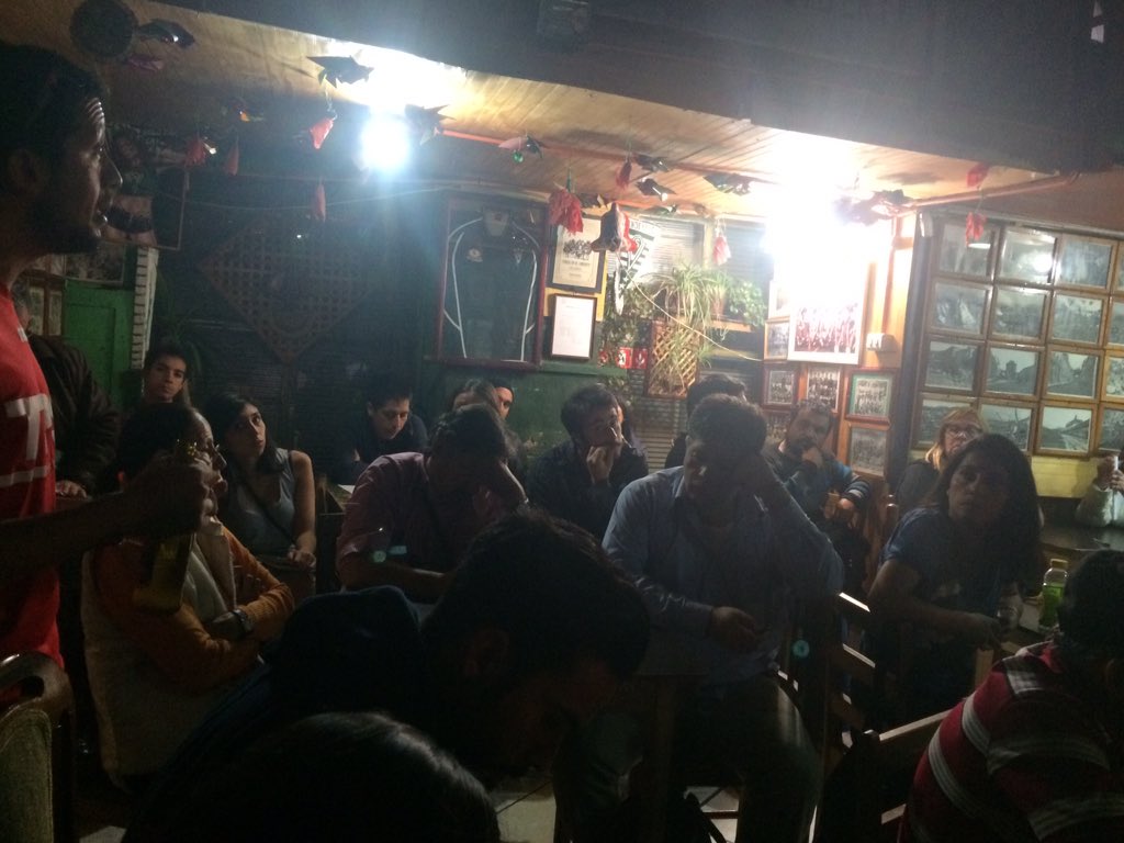 Pilarparavalpo's tweet photo. En el #Liberty grandes sueños en la primera reunión de vecinos más de 60 personas dispuestas a conformar movimiento barrial #BarrioPuerto https://t.co/KK3D0Gfrw8