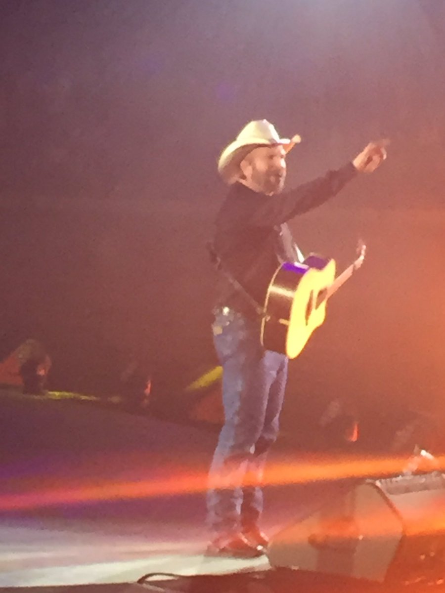 GBbeliever4life's tweet photo. I want to go back to #garthinlubbock PLEASE 🙌🙌🙌🙌🙌🙌 https://t.co/igv8Y1IWWG
