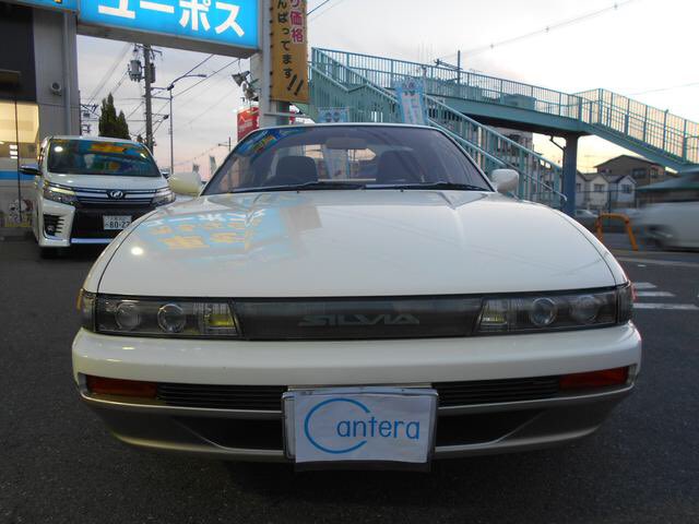レパード アルティマ ターボ No Twitter S13シルビアのヘッドライトは 角型ハロゲンの4灯ヘッドライトとプロジェクター式の6灯 ヘッドライト仕様がある 左側がハロゲン4灯で右側がプロジェクター式6灯のヘッドライトです 個人的にはプロジェクター式6灯ヘッド