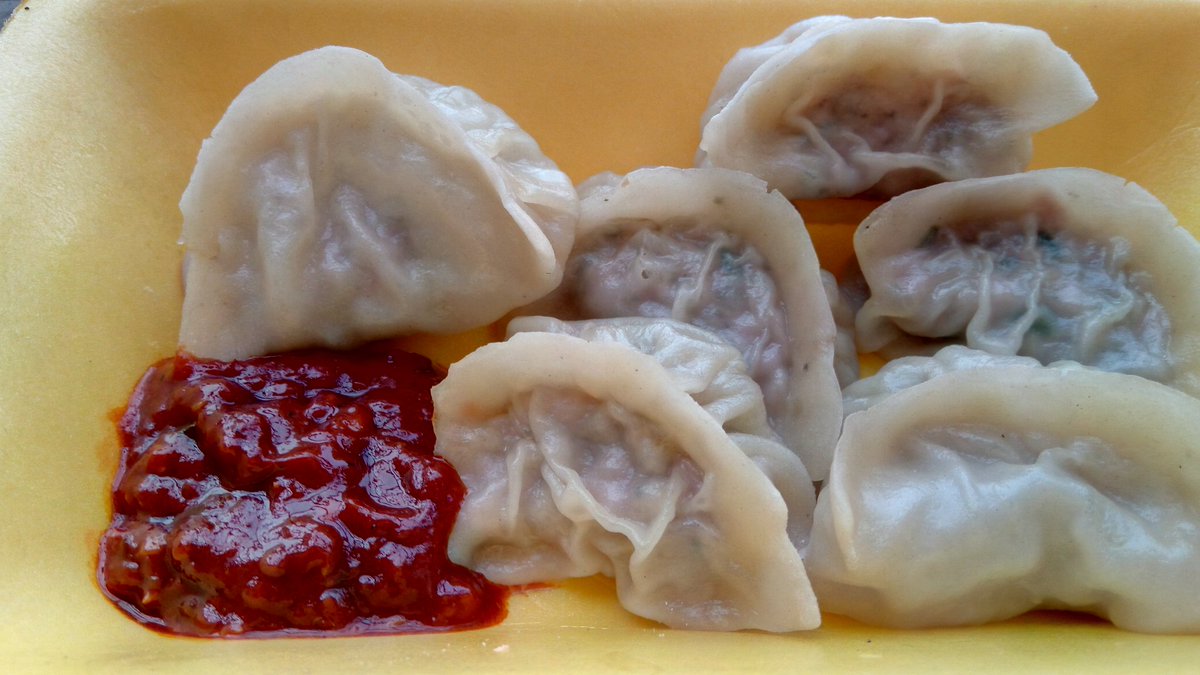 themomohouse7's tweet photo. Good morning #mumbai #thakurvillage. Try our #fresh and #yummy #homemade #momos at your #doorstep #order us today. #foodpanda #swiggy https://t.co/S5zAwkwpMU