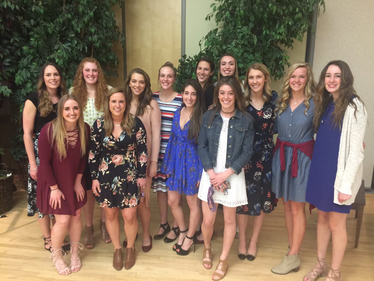 weberstatevb's tweet photo. It's always a fun night at the Waldo Awards! Could not ask for a better group of people to get to work with 💜 #weberstatevb https://t.co/eroADeSZaA