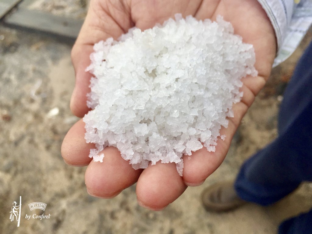 confirel_fr's tweet photo. Visite des plantations de poivre et des salines de  #Kampot pour la préparation du prochain voyage-étude de @AFD_France au #Cambodge https://t.co/Q1blUms4Xw
