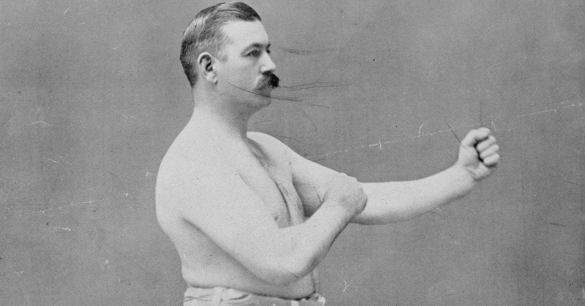 BoxingHistory's tweet photo. A late 1800s photo of heavyweight champion John L Sullivan #boxing #history https://t.co/djXvnGvz8z
