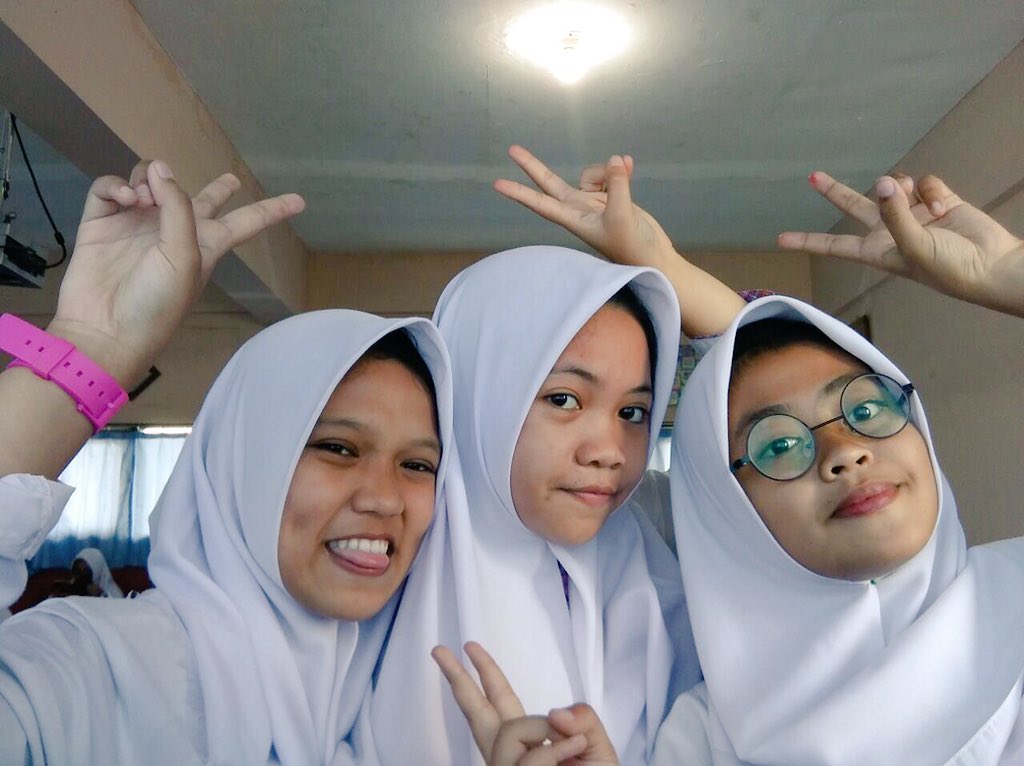 fidelac36's tweet photo. I'm so lucky to have you guys😘 (17) https://t.co/rgGsvjvJOE